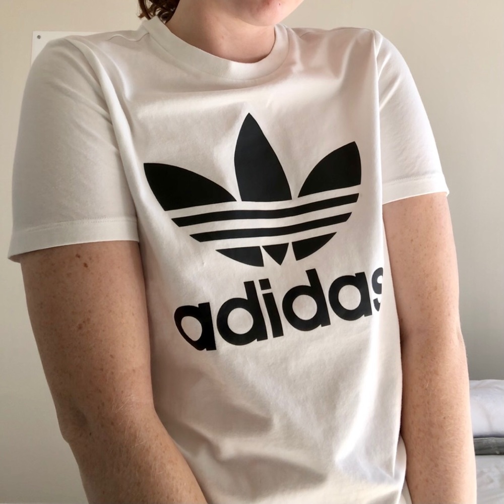 ADIDAS TSHIRT